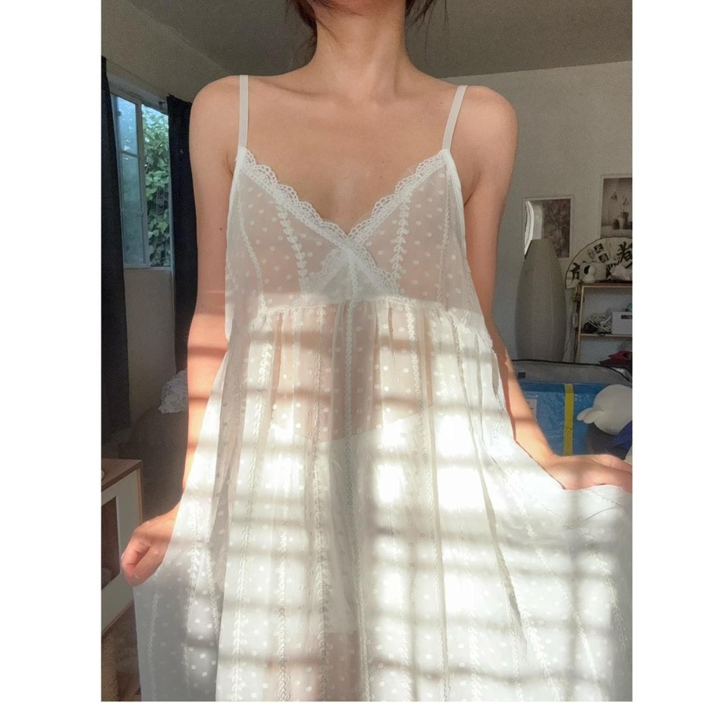 Elegant White Lace Nightgown
